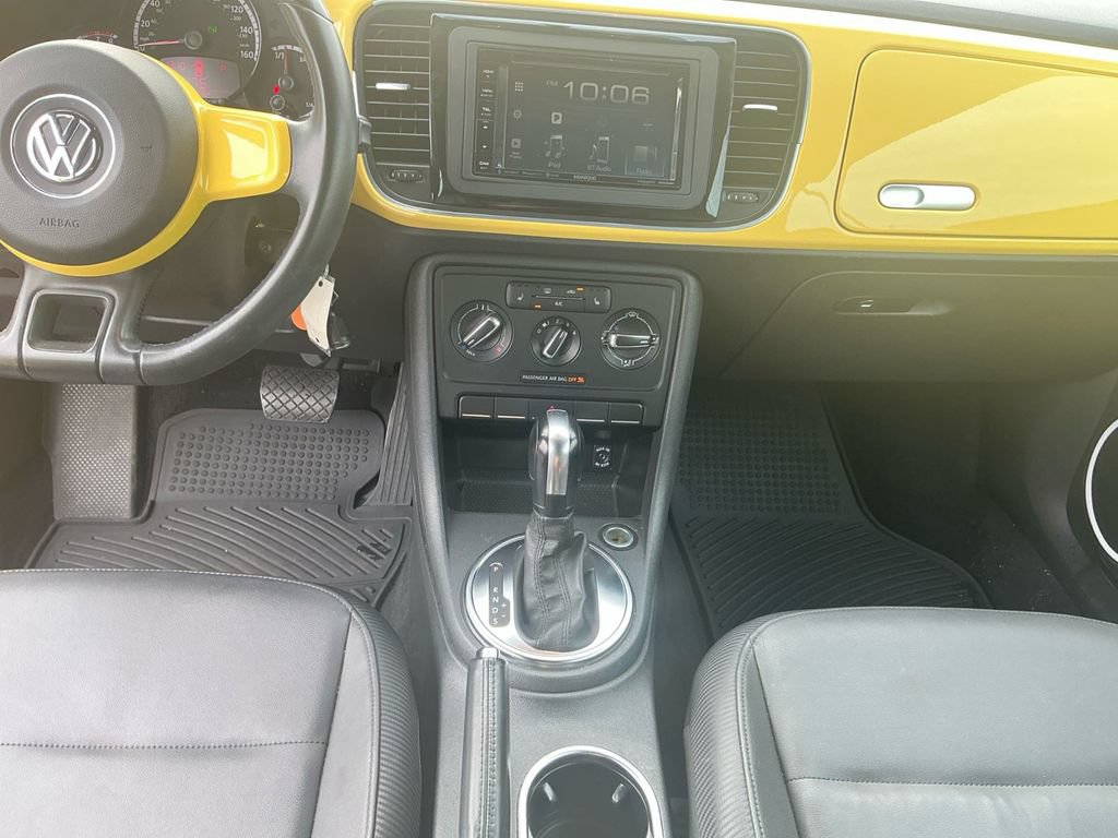 Used 2013 Volkswagen Beetle 2.5 FWD image 20