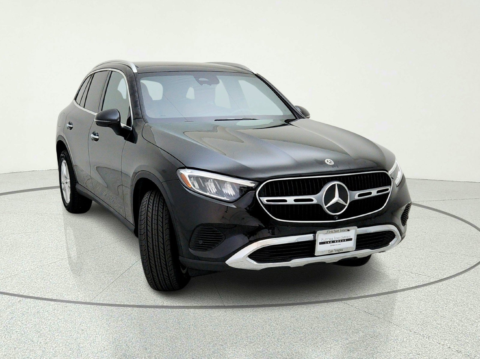 Certified 2023 Mercedes-Benz GLC 300 4MATIC image 4