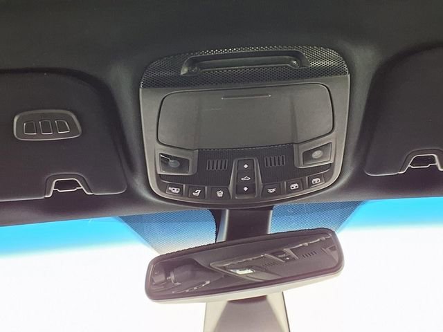 Used 2019 Lincoln Continental Reserve image 24