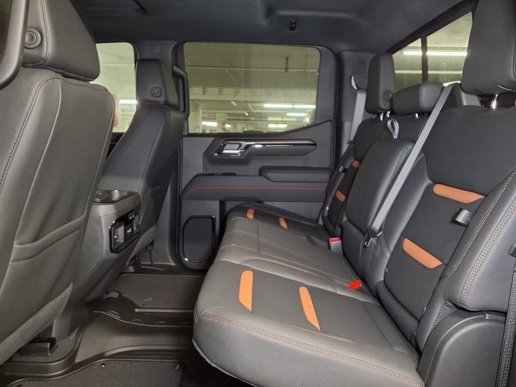 New 2026 GMC Sierra 1500 AT4 w/ AT4 Premium Package AWD/4WD image 12
