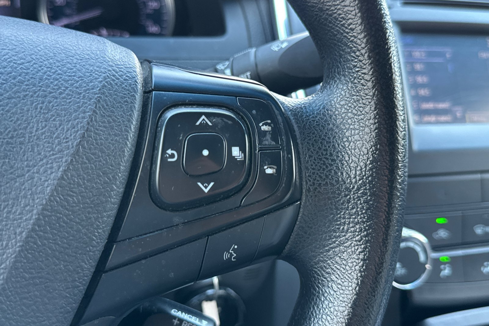 Used 2017 Toyota Camry LE FWD image 34