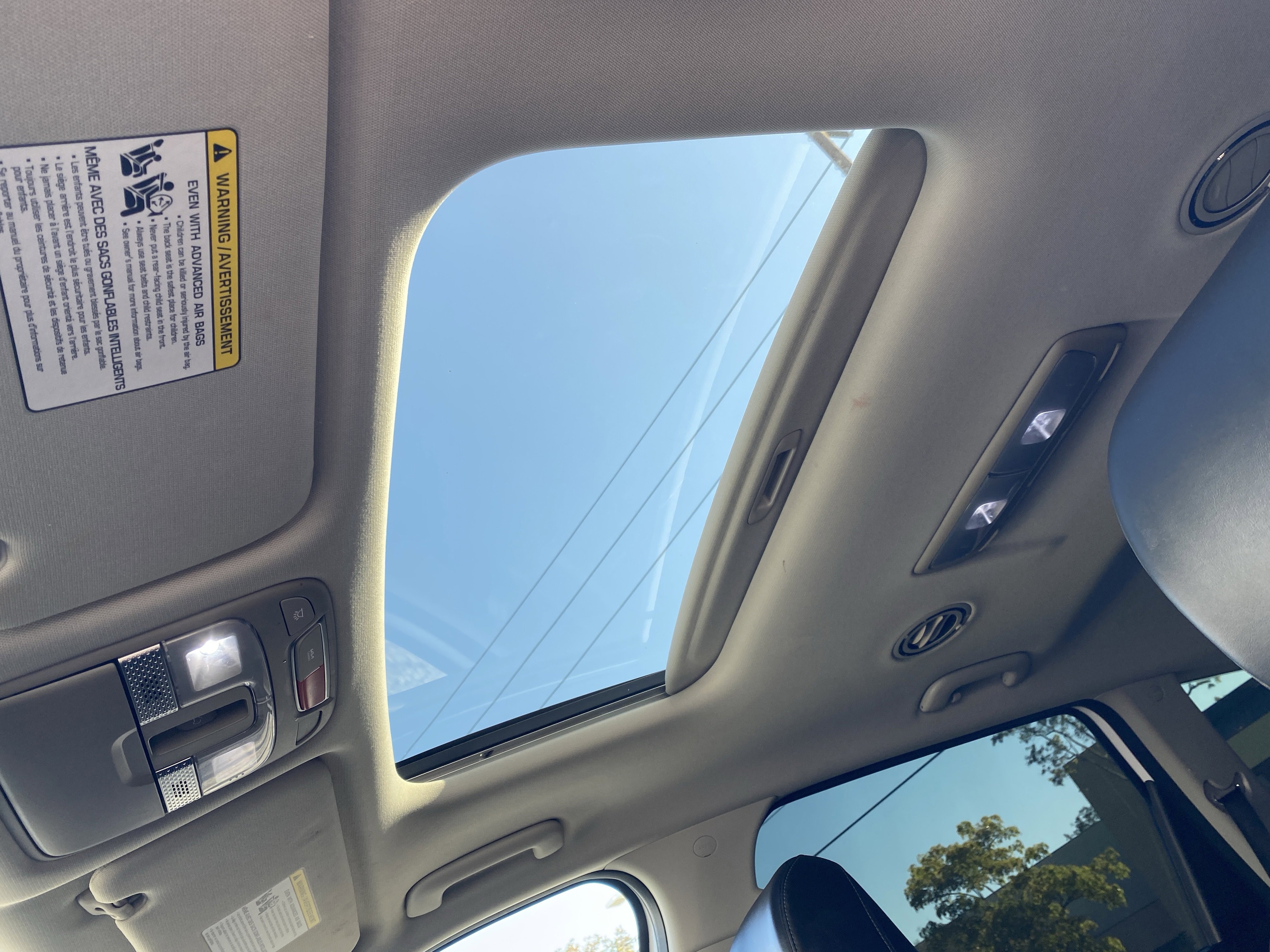 Used 2025 Kia Telluride S image 19