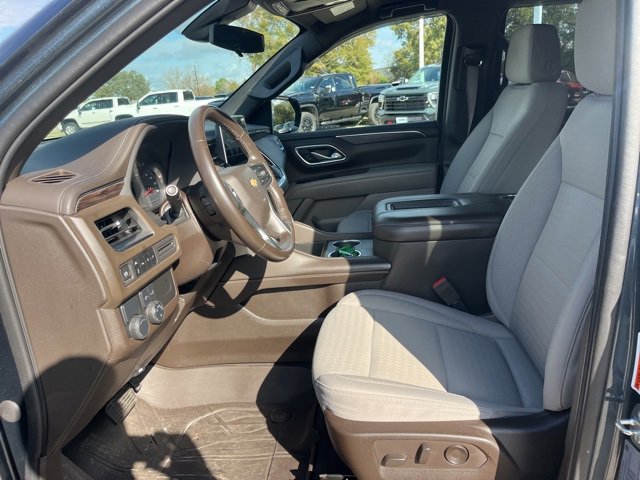 Used 2021 Chevrolet Suburban LS w/ Driver Alert Package image 13