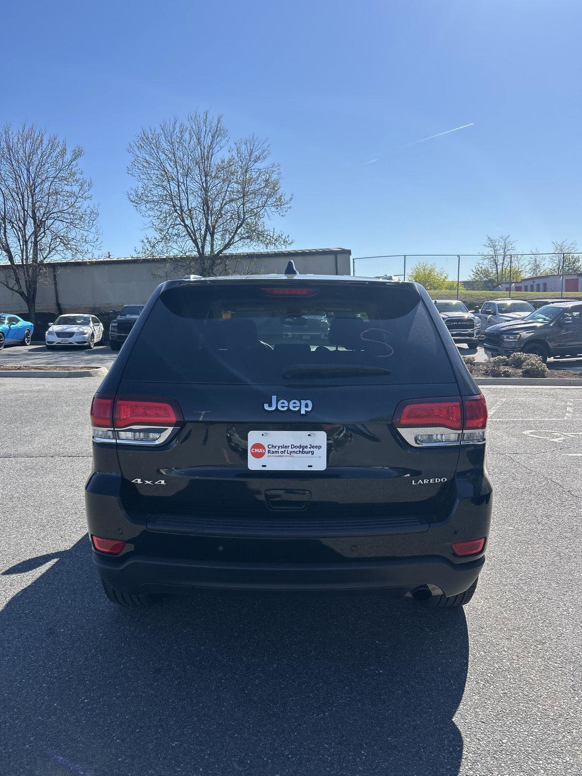 Used 2022 Jeep Grand Cherokee Laredo E w/ Security & Convenience Group image 5