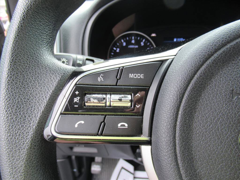 Used 2020 Kia Sportage LX w/ LX Popular Package image 18