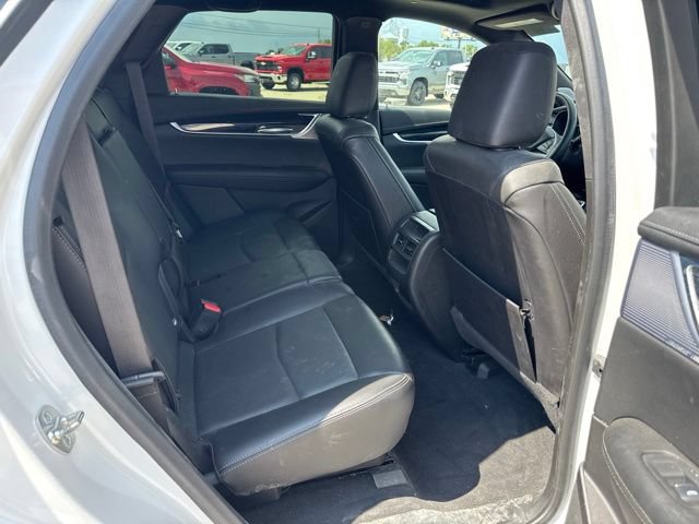 Used 2025 Cadillac XT5 Premium Luxury AWD/4WD image 7