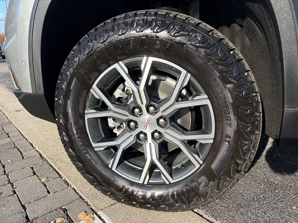New 2026 GMC Acadia AT4 w/ Super Cruise Package image 57