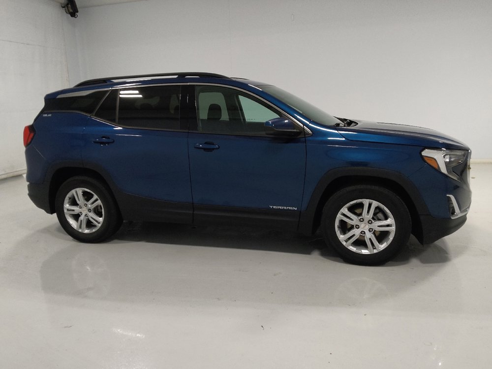 Used 2020 GMC Terrain SLE w/ Driver Convenience Package FWD image 11