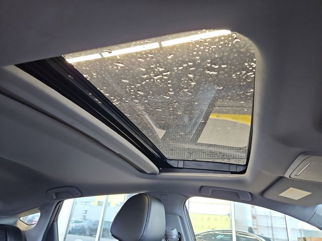 Used 2023 Acura Integra Base image 19