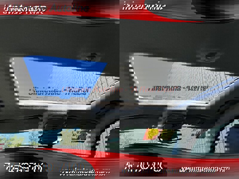 Used 2004 Jaguar XJ8 image 23