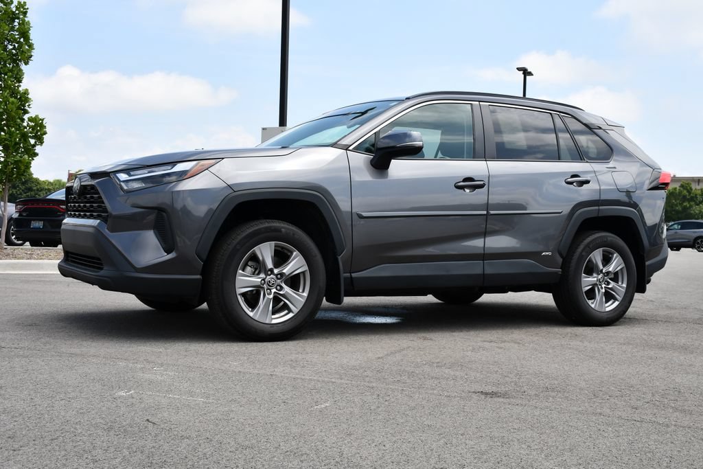 Used 2024 Toyota RAV4 XLE w/ Convenience Package AWD/4WD image 3