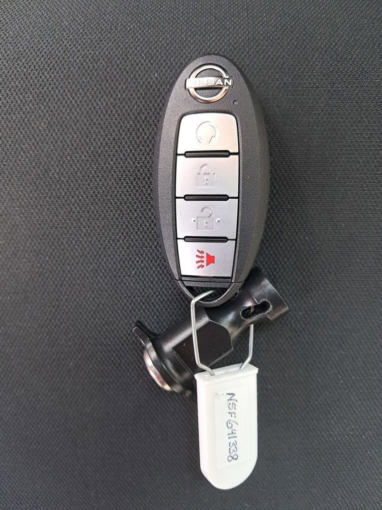 New 2025 Nissan Frontier PRO-4X image 30