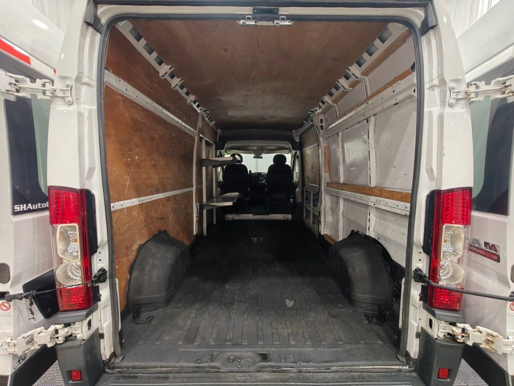 Used 2015 RAM ProMaster 2500 w/ Interior Convenience Group image 19
