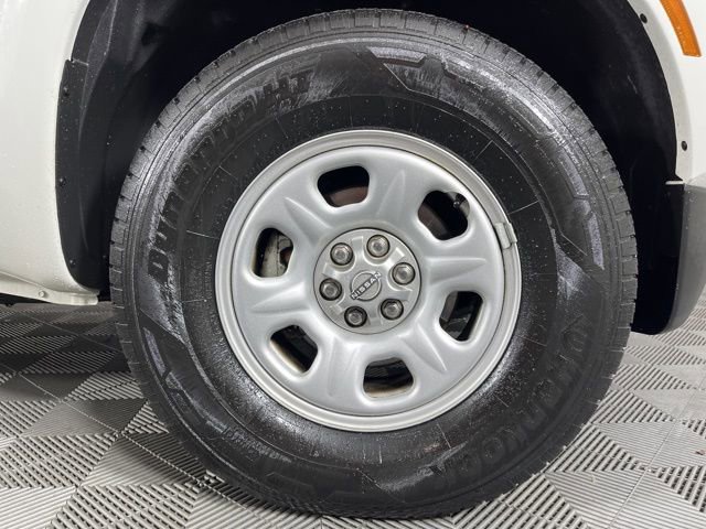 Used 2024 Nissan Frontier S w/ S Utility Package image 14