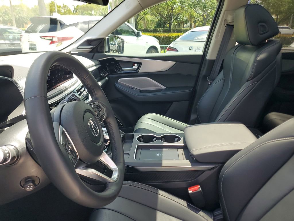 Used 2026 Acura MDX w/ Technology Package image 18