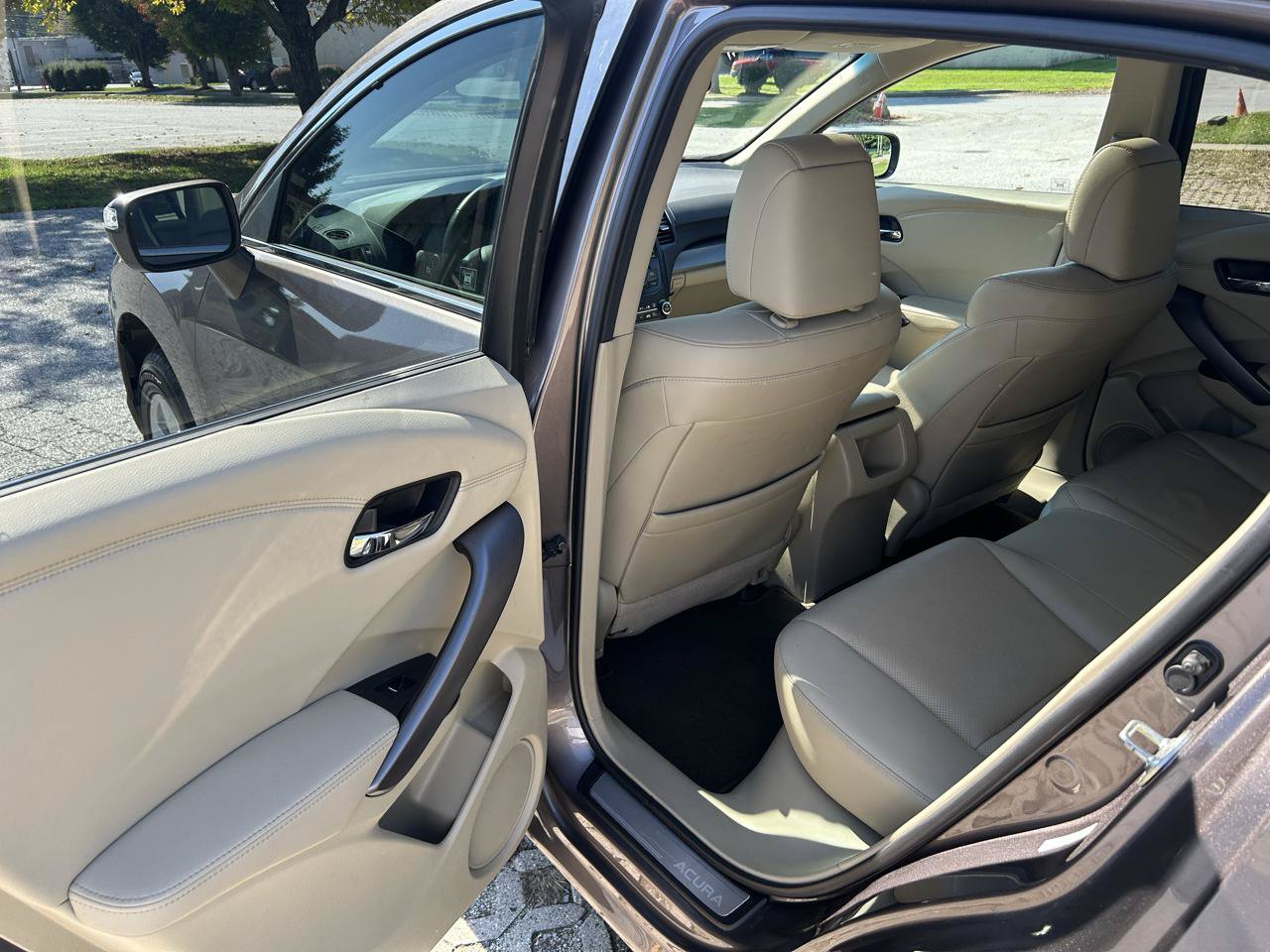Used 2013 Acura RDX w/ Technology Package AWD/4WD image 12