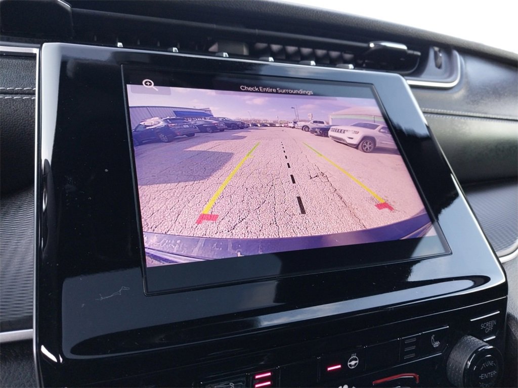 Used 2024 Jeep Grand Cherokee Altitude image 16