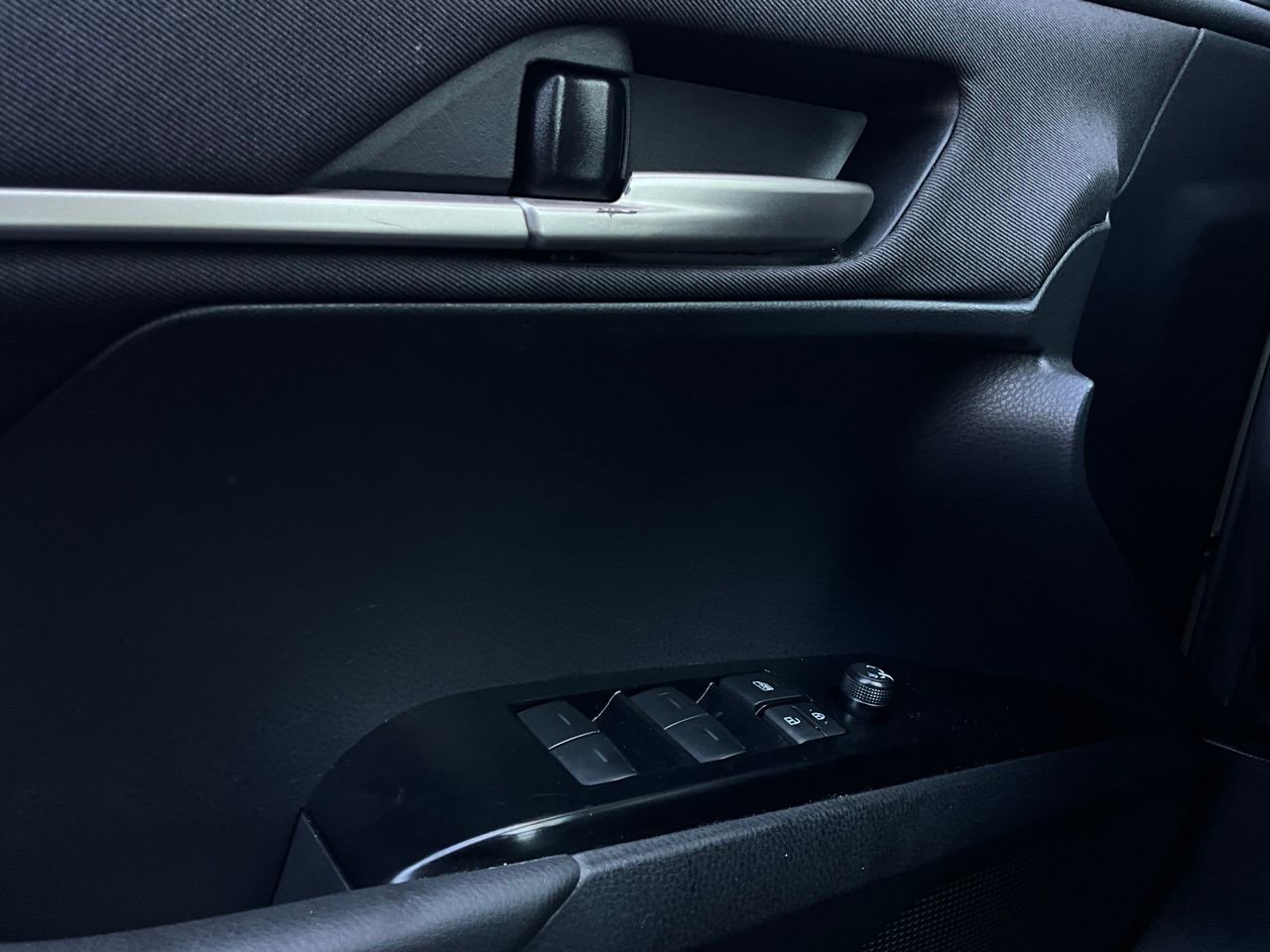 Used 2025 Toyota Camry LE image 20