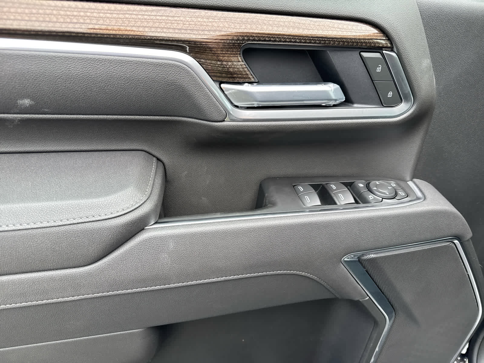 New 2025 Chevrolet Silverado 2500 LT w/ Trail Boss Package image 17