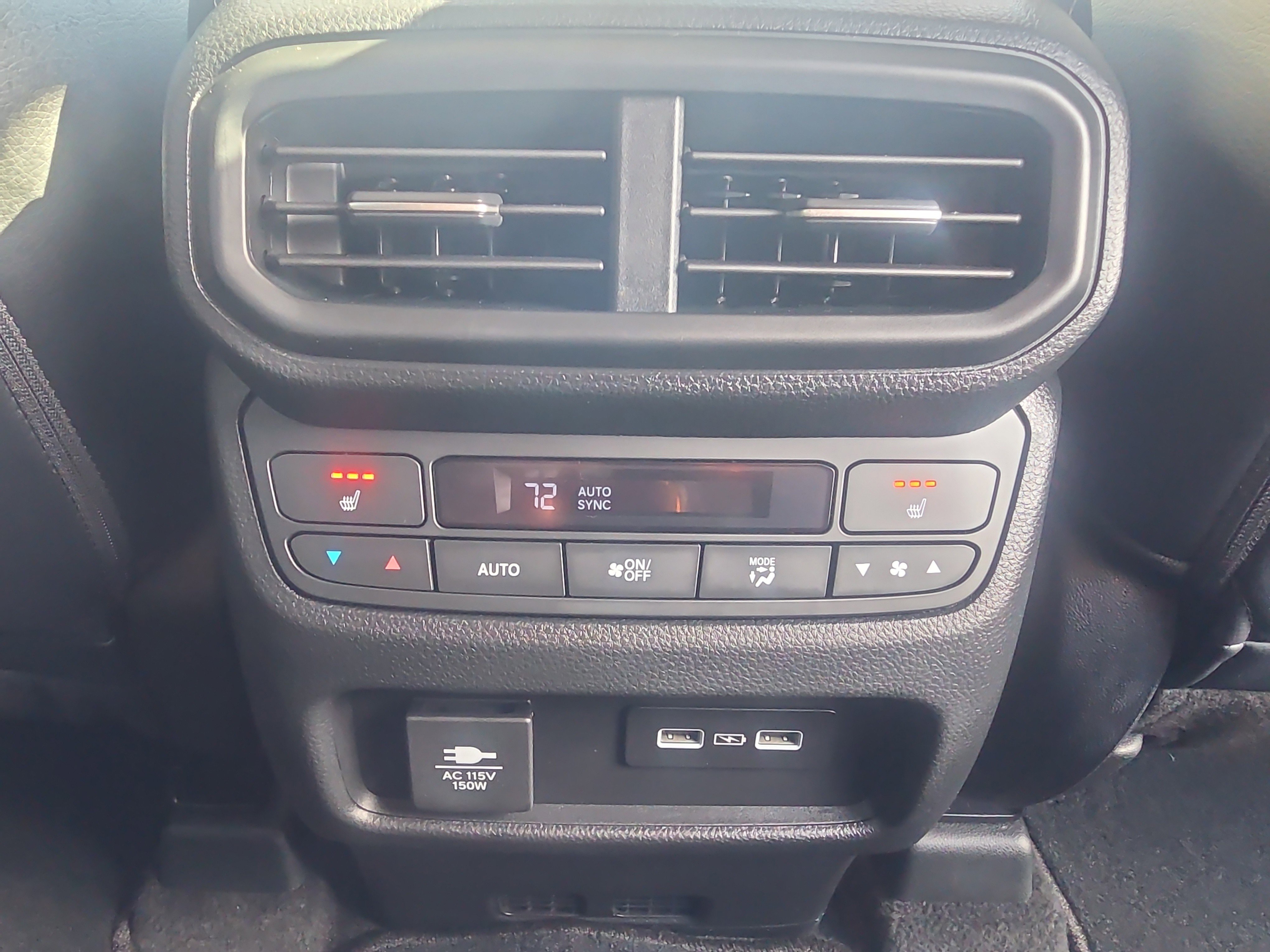 Used 2023 Honda Pilot Elite image 15
