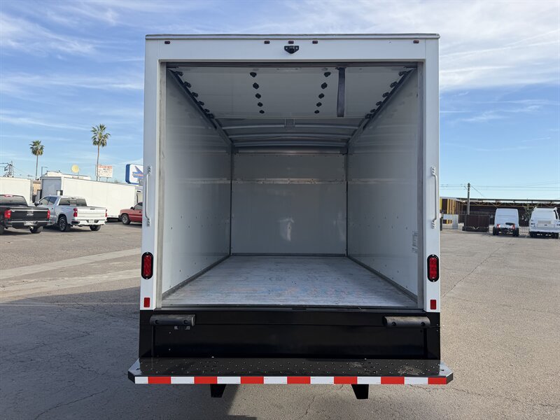Used 2023 Mercedes-Benz Sprinter 3500 image 8