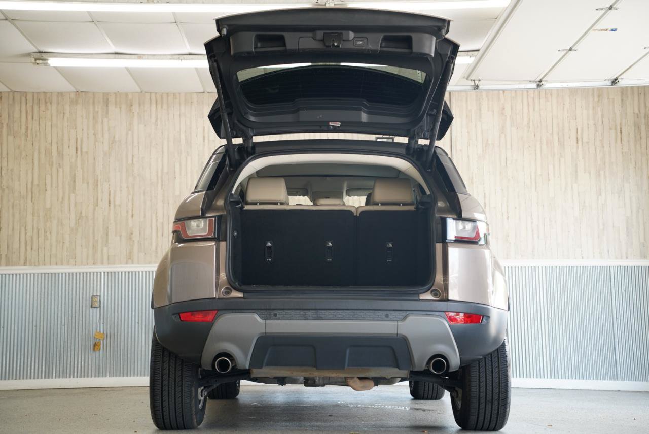 Used 2018 Land Rover Range Rover Evoque SE Premium AWD/4WD image 39