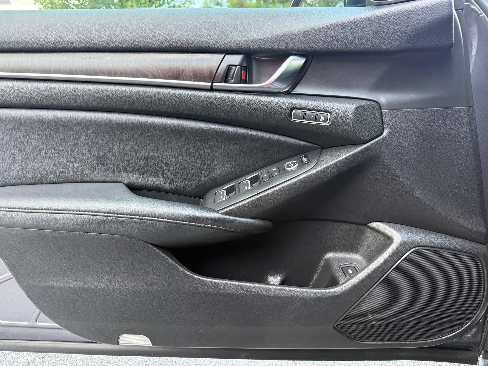 Used 2022 Honda Accord EX-L image 44