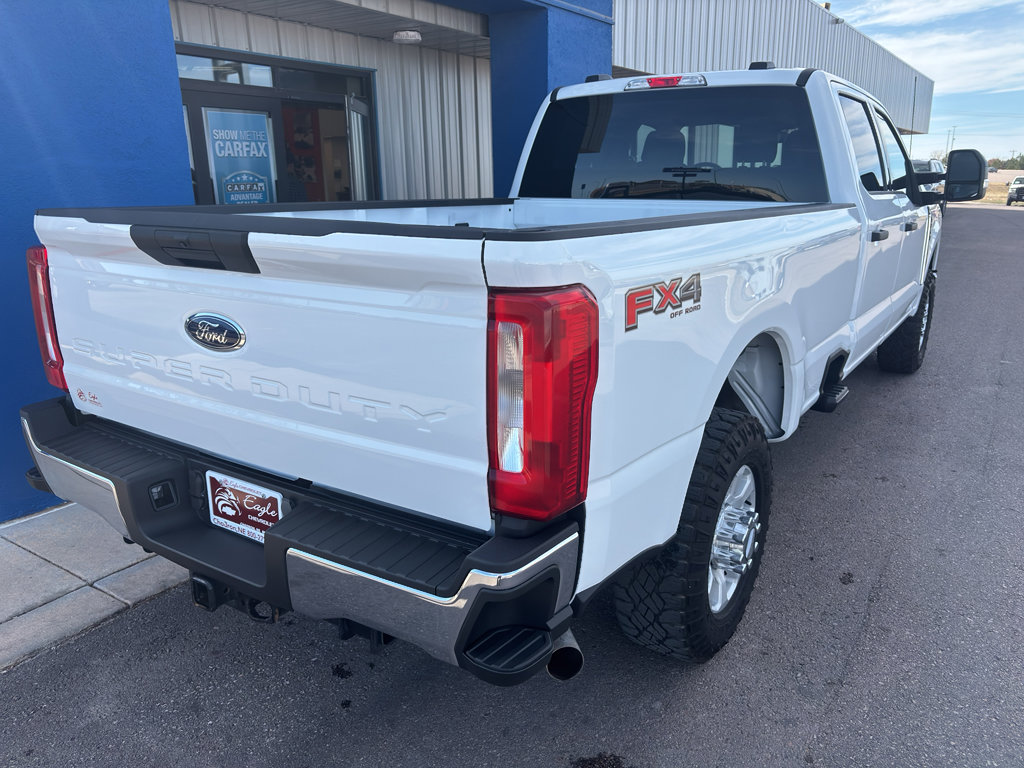 Used 2023 Ford F350 XLT w/ FX4 Off-Road Package image 6