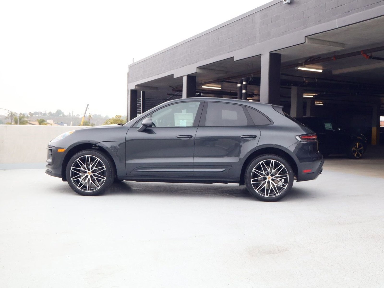 New 2026 Porsche Macan AWD/4WD image 2