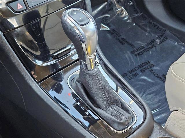 Used 2019 Buick Encore Essence image 14