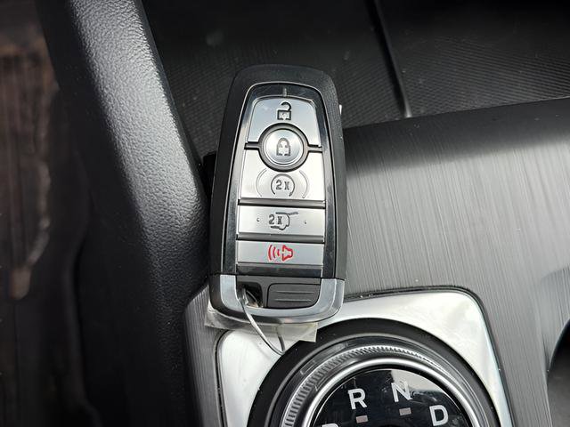 Used 2025 Ford Escape ST-Line w/ Cold Weather Package AWD/4WD image 12