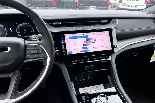 New 2026 Jeep Grand Cherokee L 4WD image 7