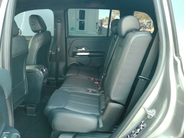 Used 2020 Mercedes-Benz GLB 250 w/ Premium Package image 8