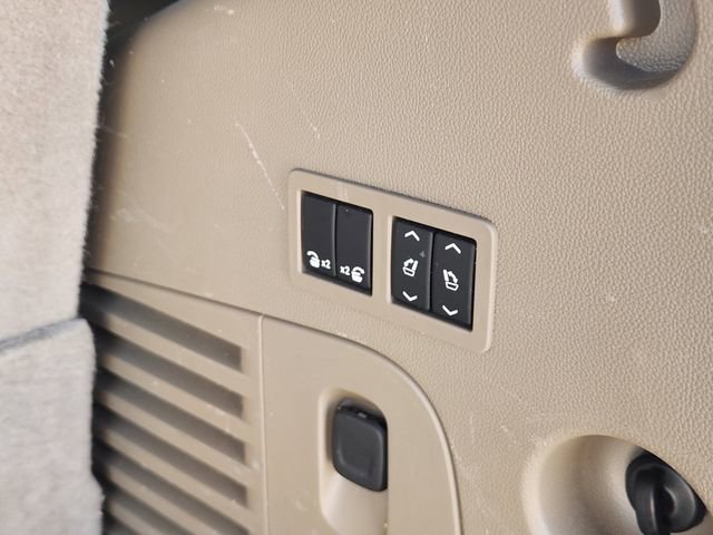 Used 2019 GMC Yukon SLT image 37