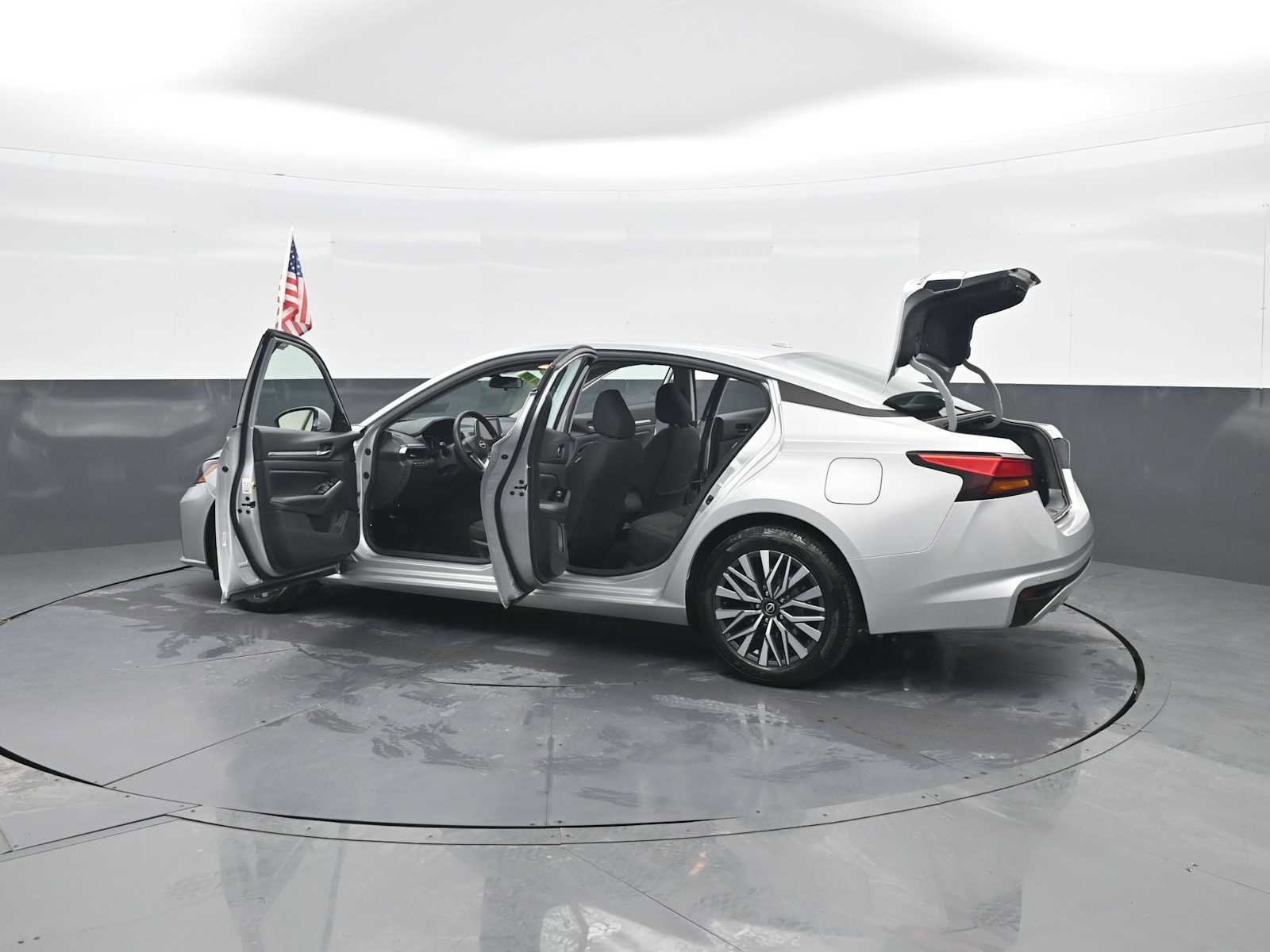 Used 2023 Nissan Altima 2.5 SV image 47