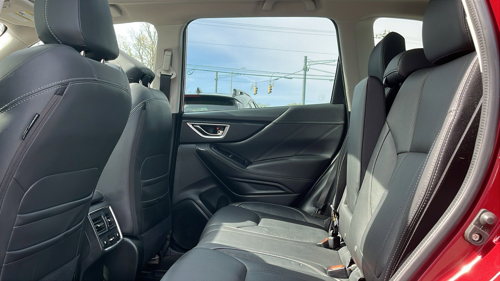 Used 2021 Subaru Forester Touring AWD/4WD image 17