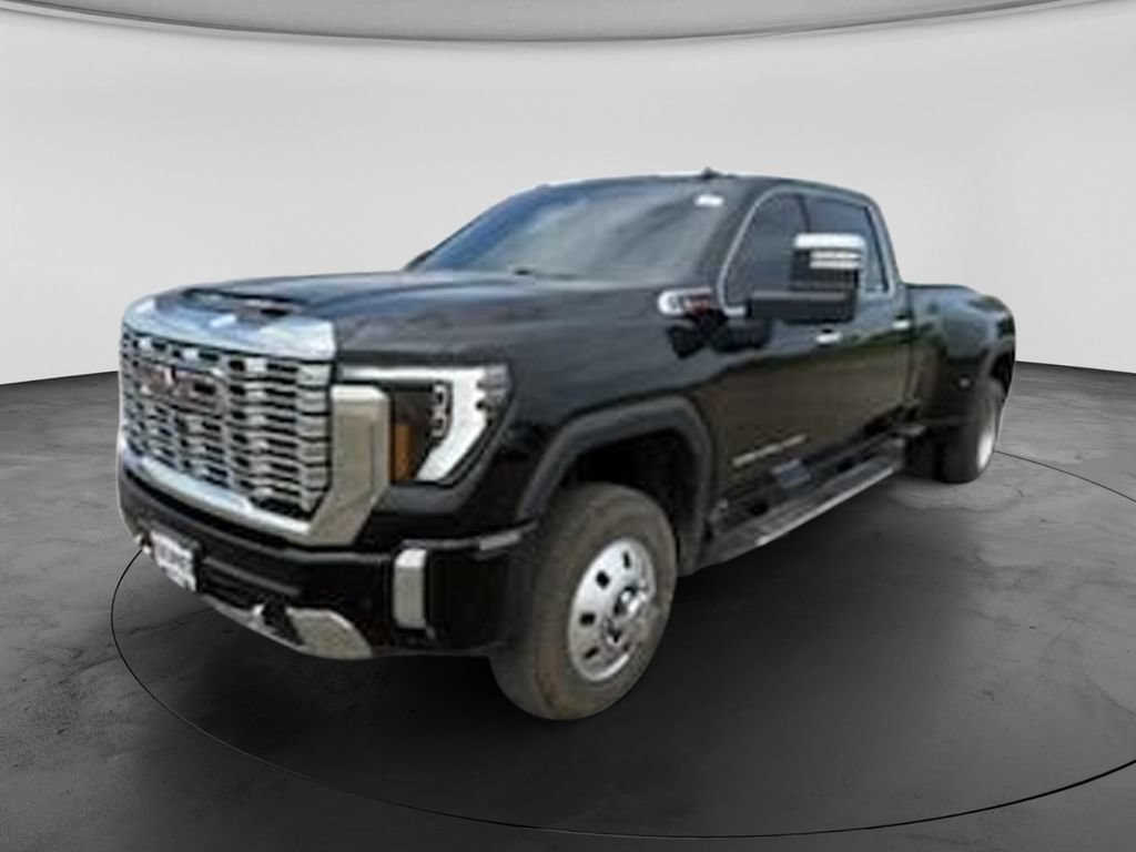 Used 2025 GMC Sierra 3500 Denali AWD/4WD image 4