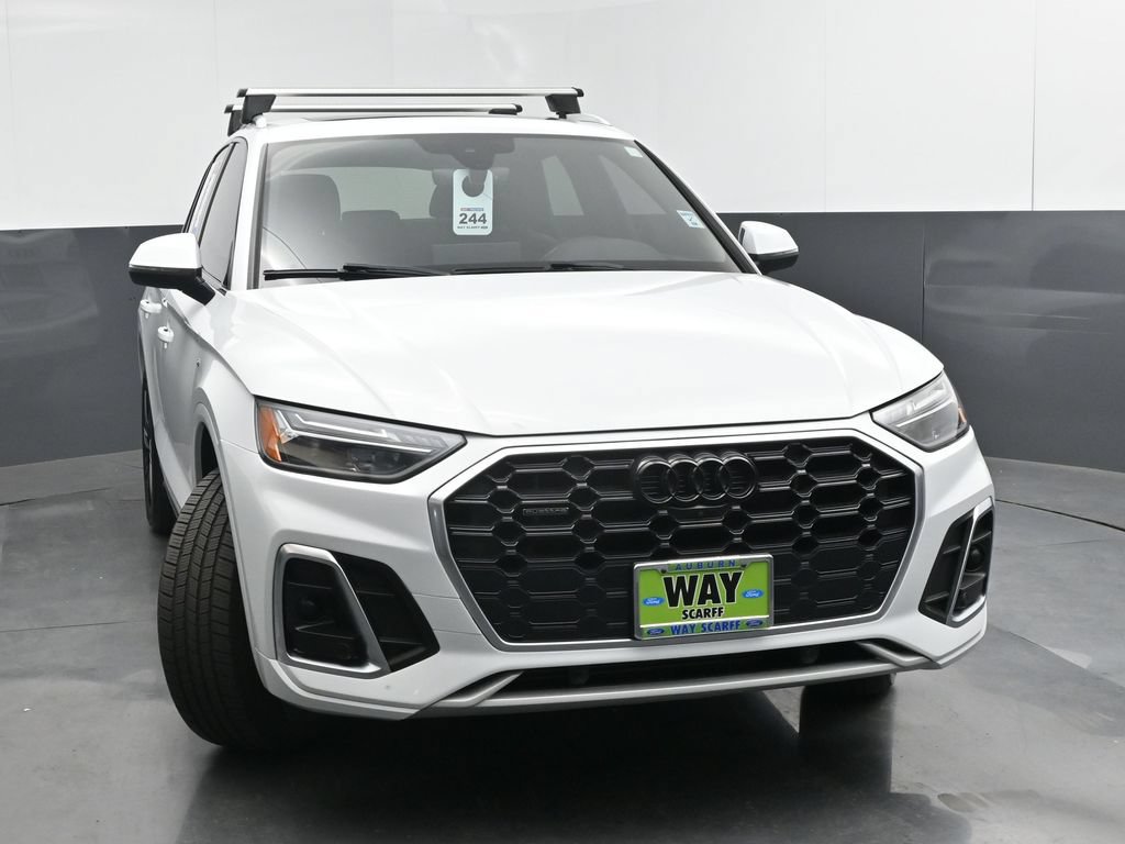 Used 2021 Audi Q5 e Premium Plus AWD/4WD image 33
