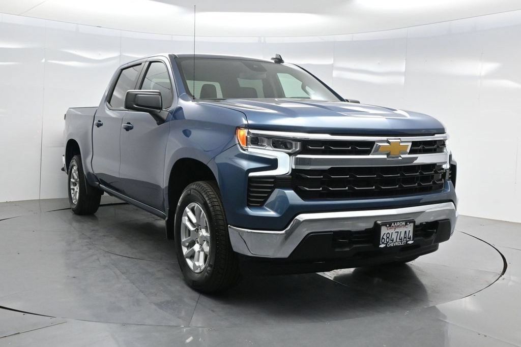 Used 2024 Chevrolet Silverado 1500 LT AWD/4WD image 67