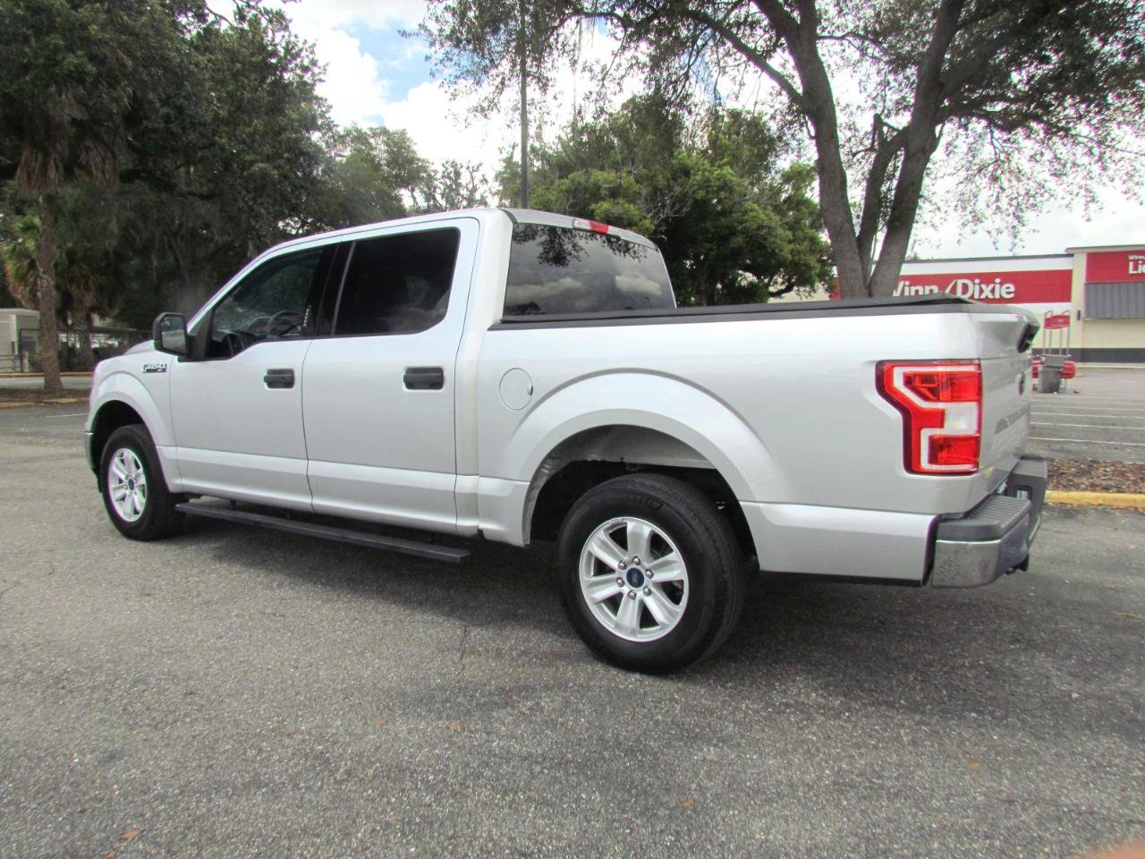Used 2018 Ford F150 XLT RWD image 6