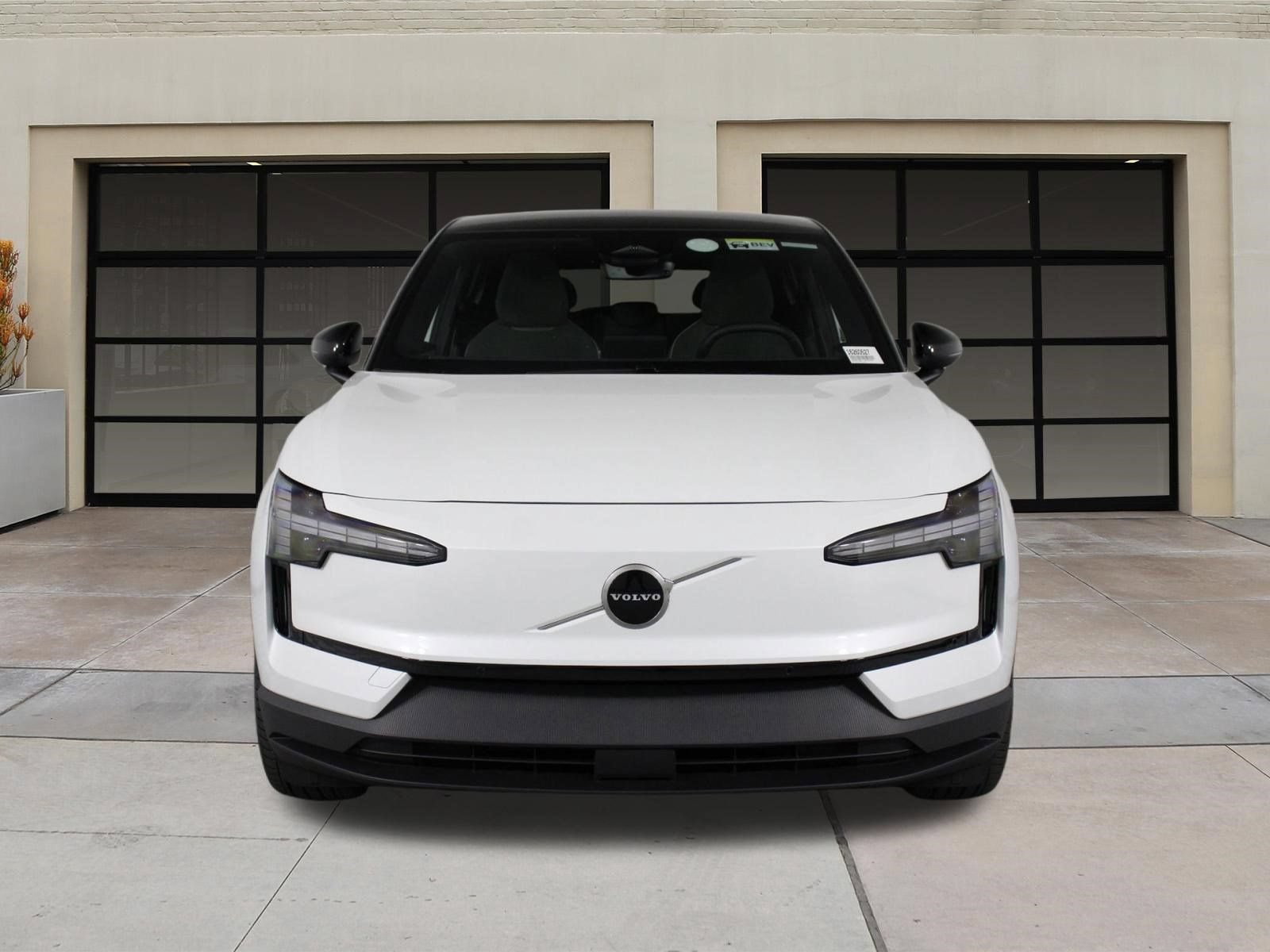 New 2026 Volvo EX30 Plus AWD/4WD image 2