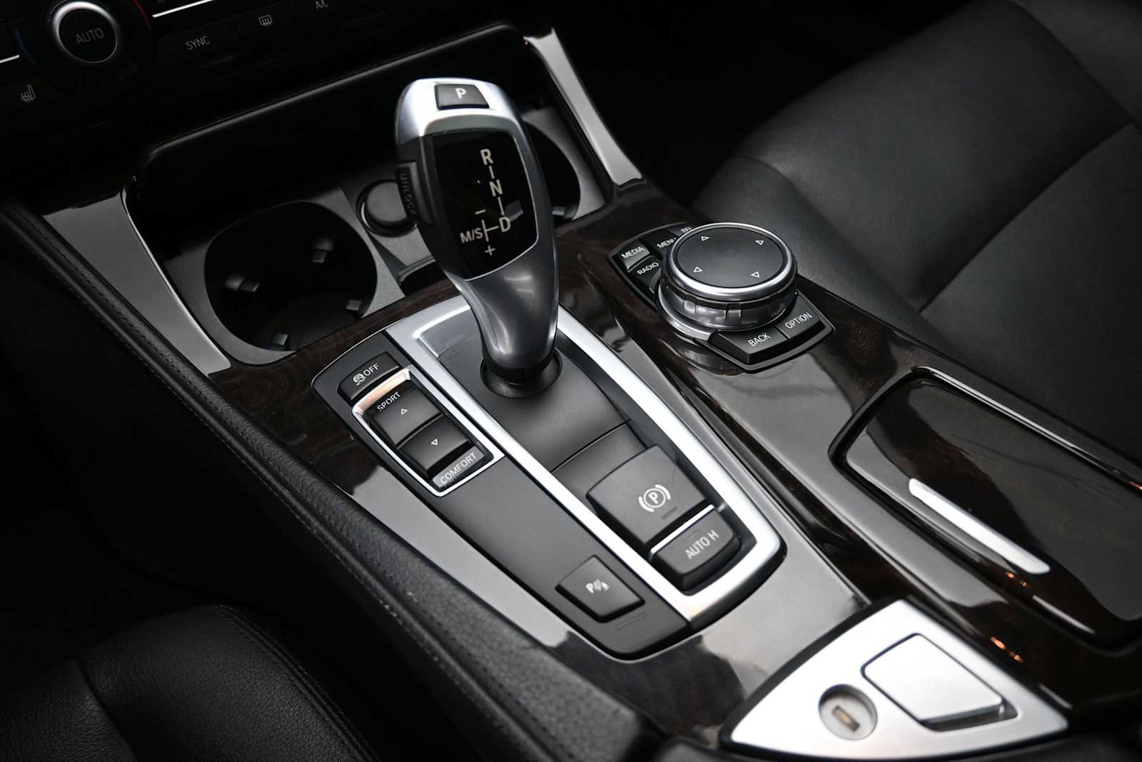 Used 2015 BMW 528i Sedan image 12