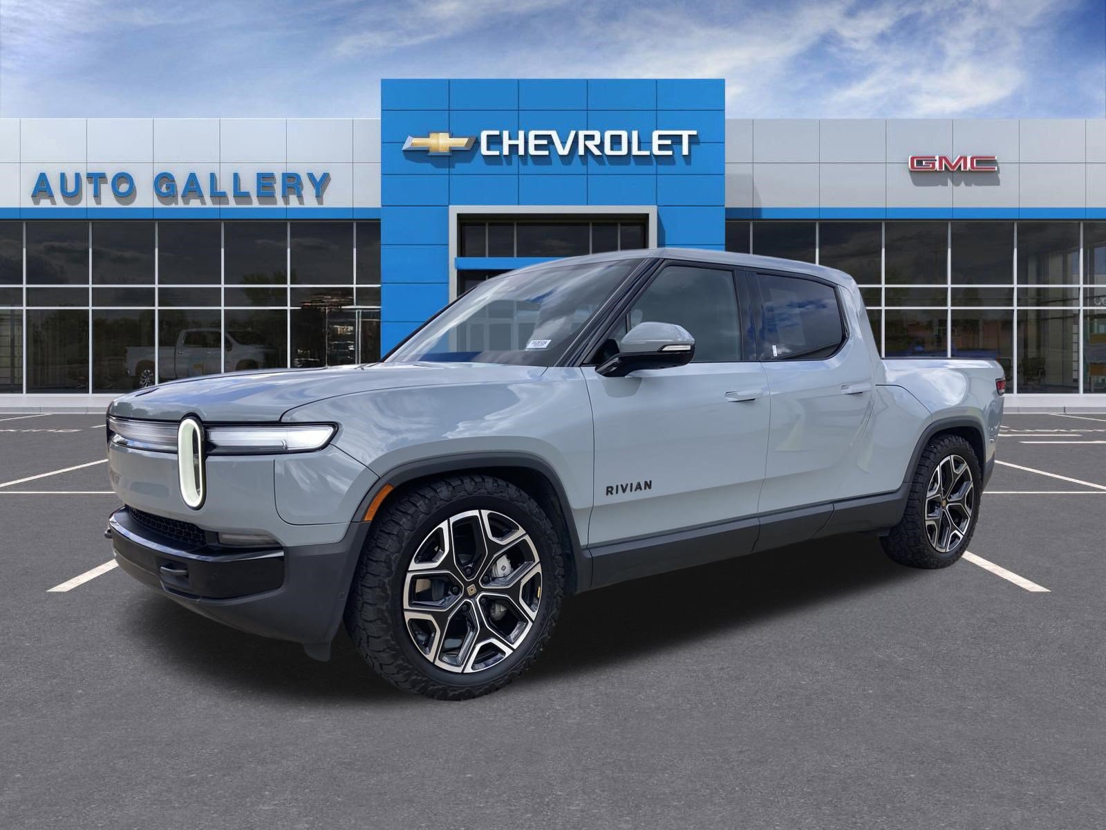 Used 2025 Rivian R1T Adventure Dual