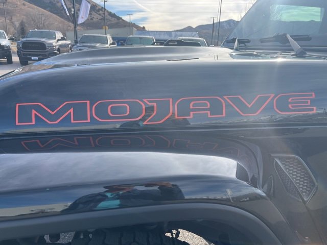 Used 2023 Jeep Gladiator Mojave w/ Cold Weather Group image 10