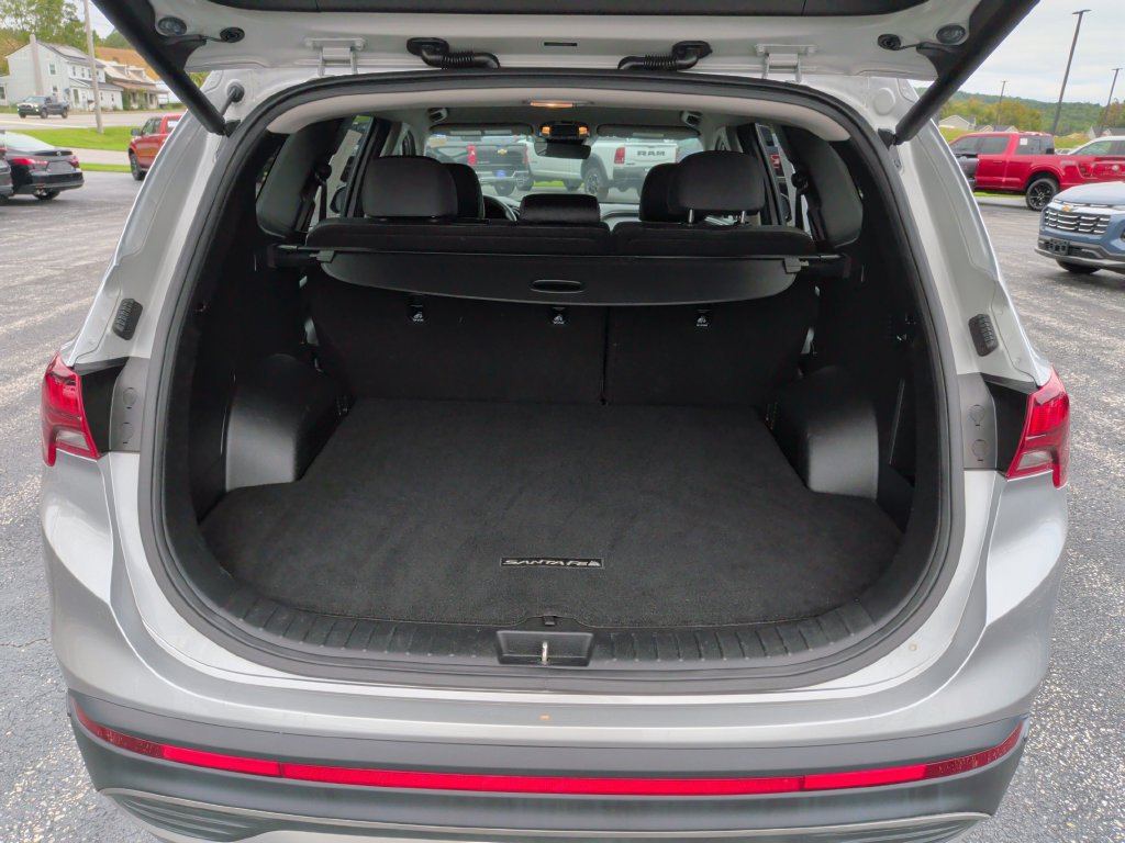 Used 2023 Hyundai Santa Fe SEL w/ Cargo Package AWD/4WD image 11