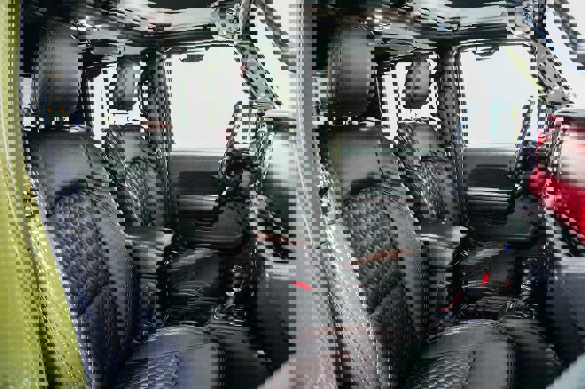 Used 2021 Jeep Gladiator Rubicon w/ LED Lighting Group image 30