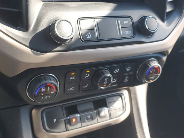 Certified 2023 GMC Acadia Denali image 29