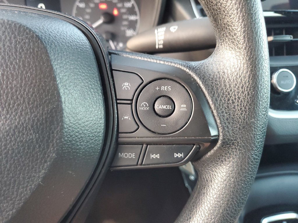 Used 2024 Toyota Corolla LE FWD image 20