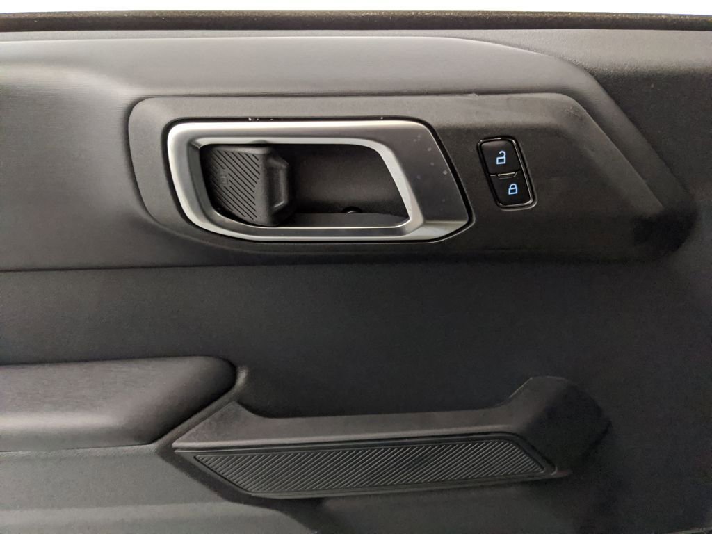 New 2025 Ford Bronco Outer Banks image 21