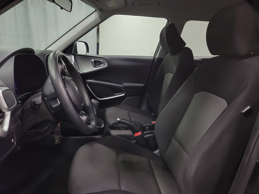 Used 2020 Kia Soul LX FWD image 16